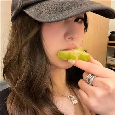 野女孩